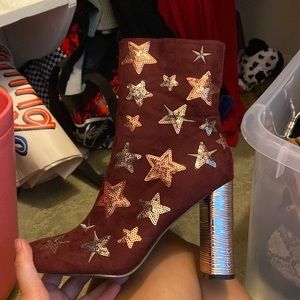 Maroon velvet star boots